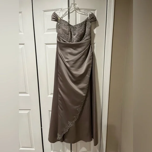 grey embellished bridesmaid dress Purple Chiffon Bridesmaid Dress A-Line Maxi V-Neck main image 1
